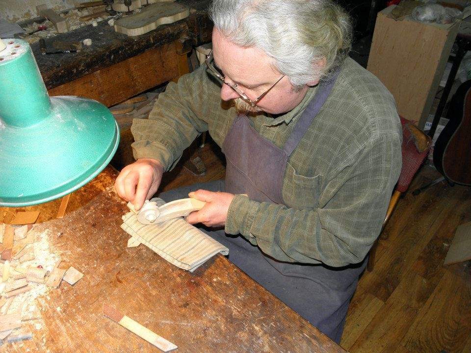 budowa instrumentów smyczkowych