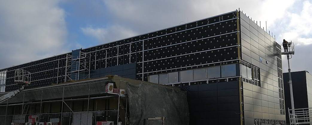 montaż płyt warstwowych