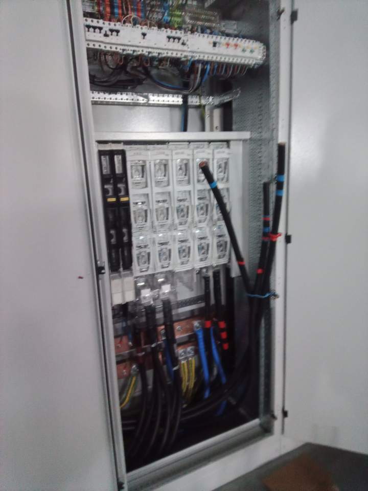 montaż rozdzielnic