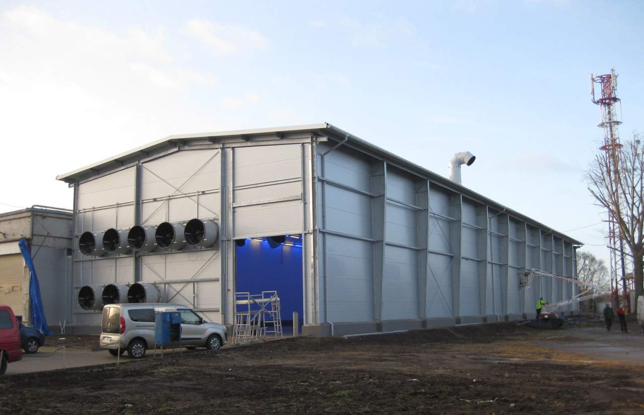 montaż paneli elewacyjnych