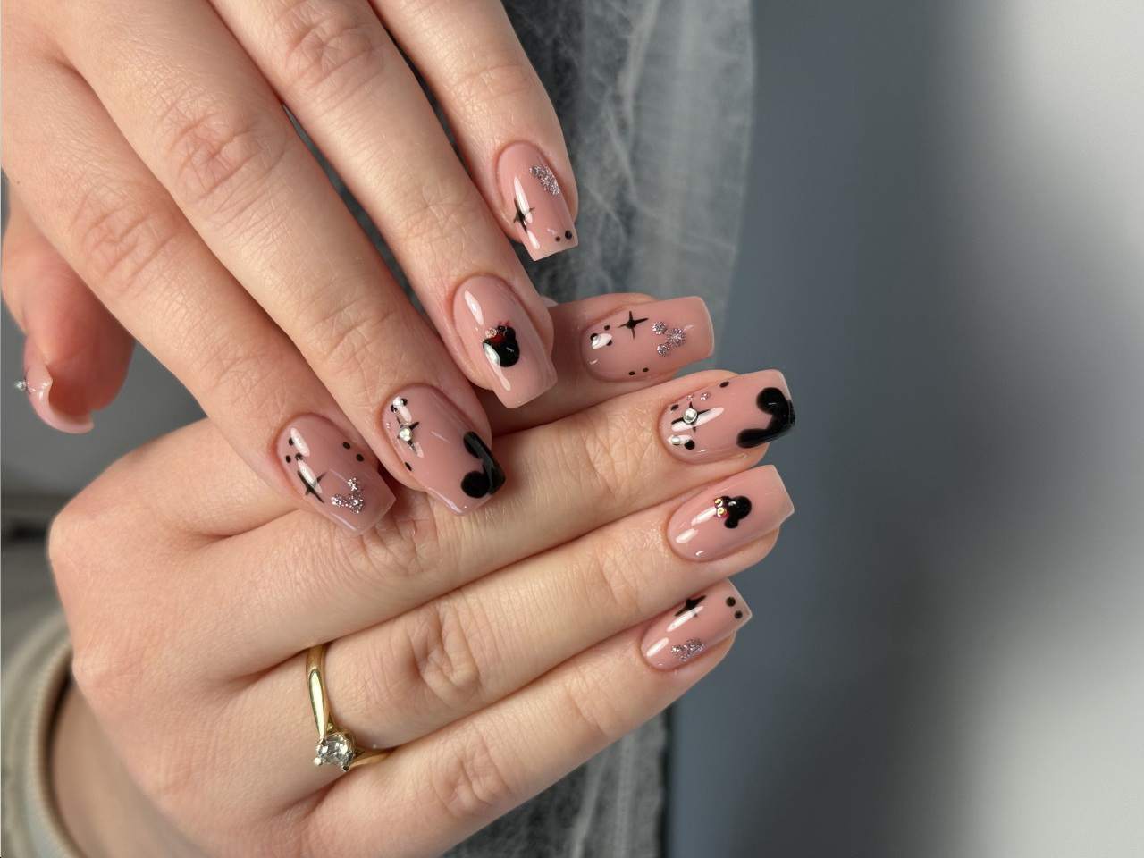 stylizacja paznokci, paznokcie żelowe, paznokcie hybrydowe