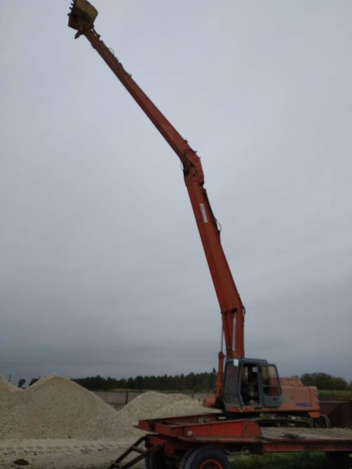 usługi koparko-ładowarką