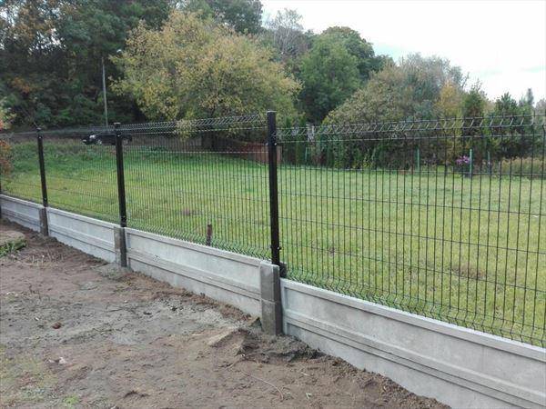 zakładanie ogrodzeń