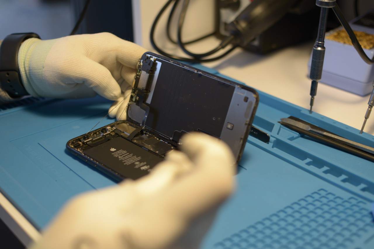 serwis telefonów komórkowych