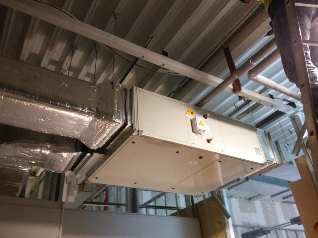 wymiana filtrów powietrza