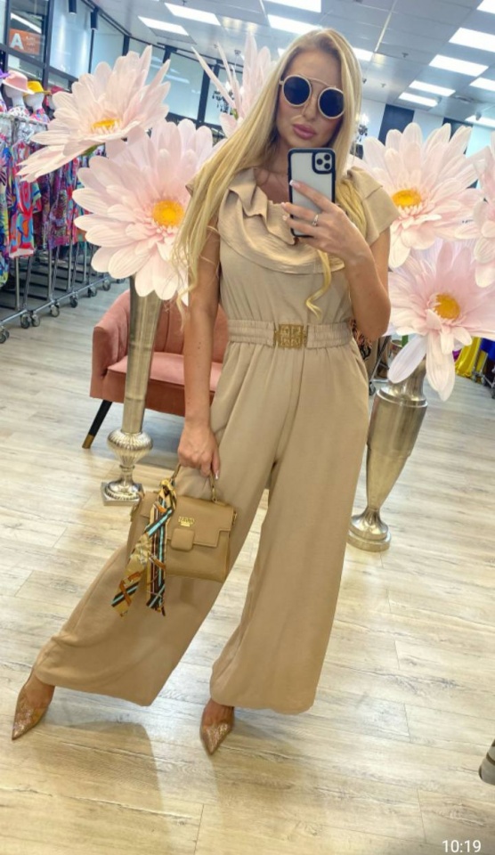 butik odzieżowy, odzież damska, sprzedaż ubrań damskich