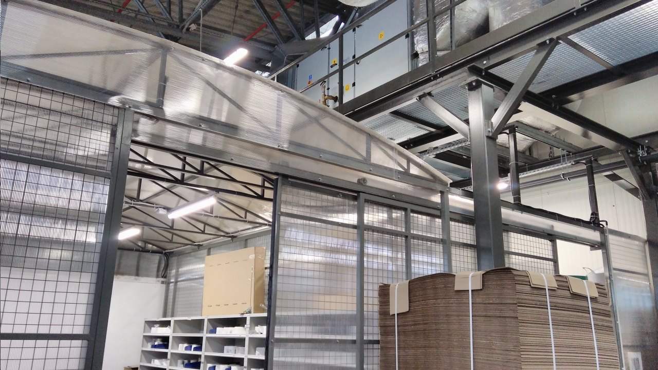 różne typy konstrukcji, na różnych poziomach