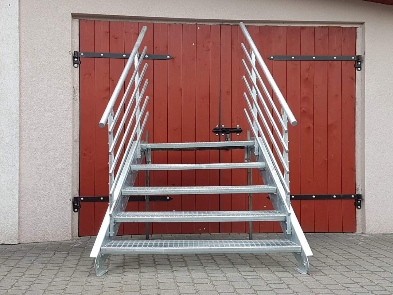 producent schodów metalowych