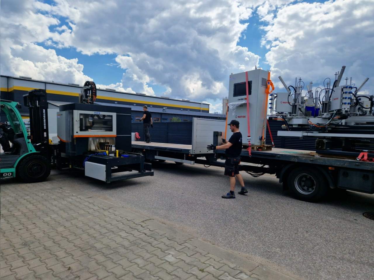 naprawa, serwis maszyn i linii produkcyjnych