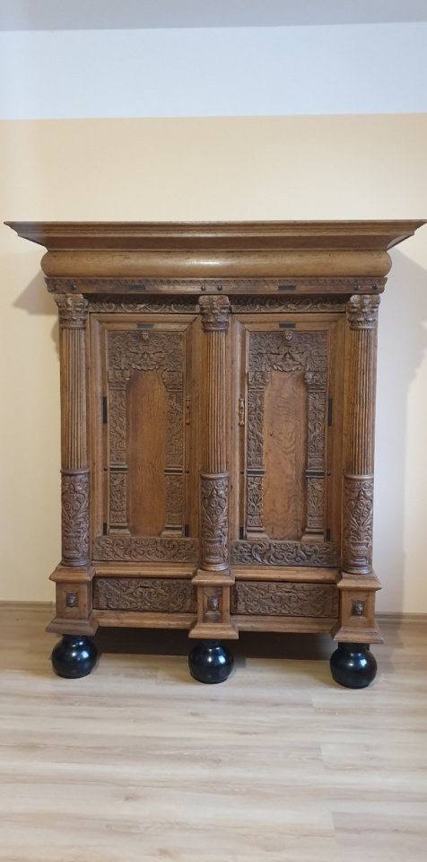 meble antyczne, renowacja mebli