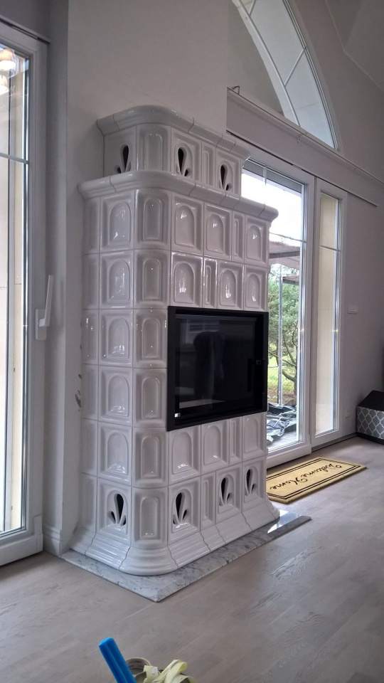 siłowniki do bram garażowych