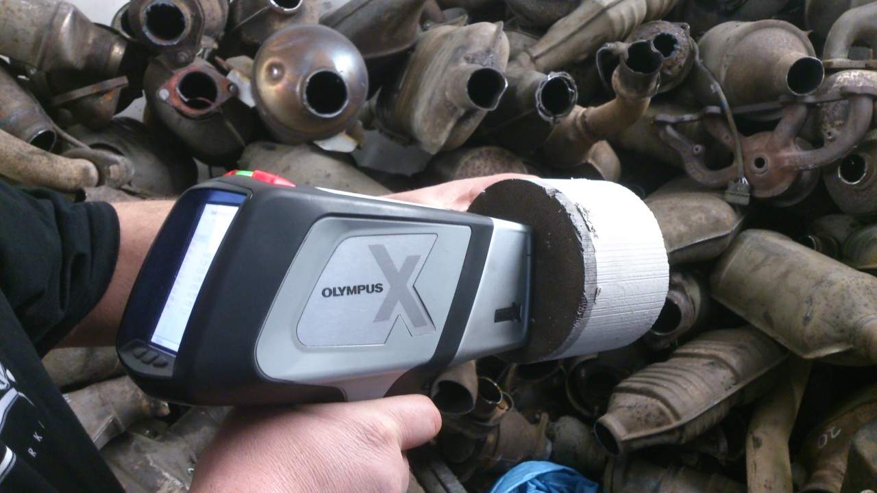 badanie spektrometryczne katalizatorów