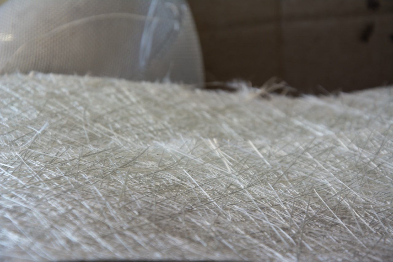 dystrybutor żywic poliestrowych