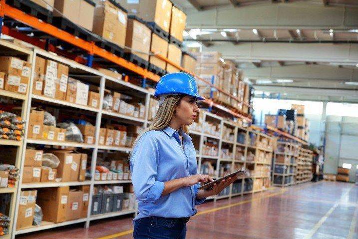 Agencje i składy celne