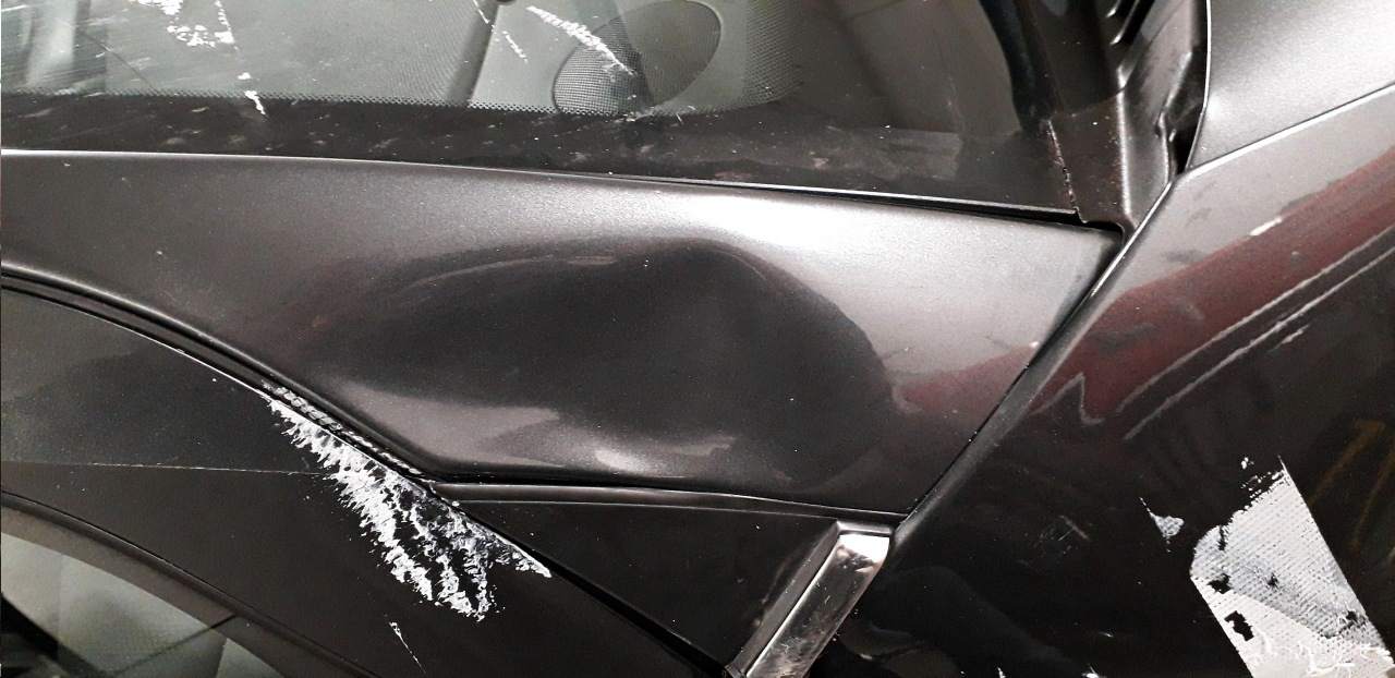 naprawy wgnieceń karoserii