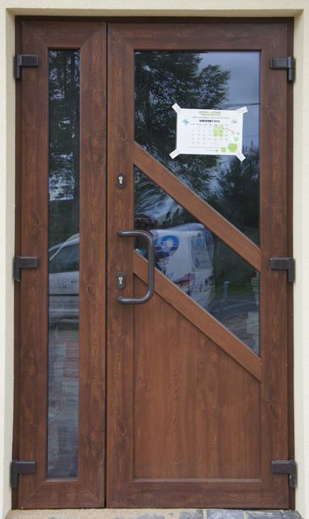 solidne drzwi