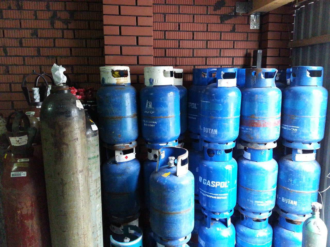 artykuły bhp, sprzęt bhp, znaki bhp, odzież bhp, odzież ochronna, apteczka