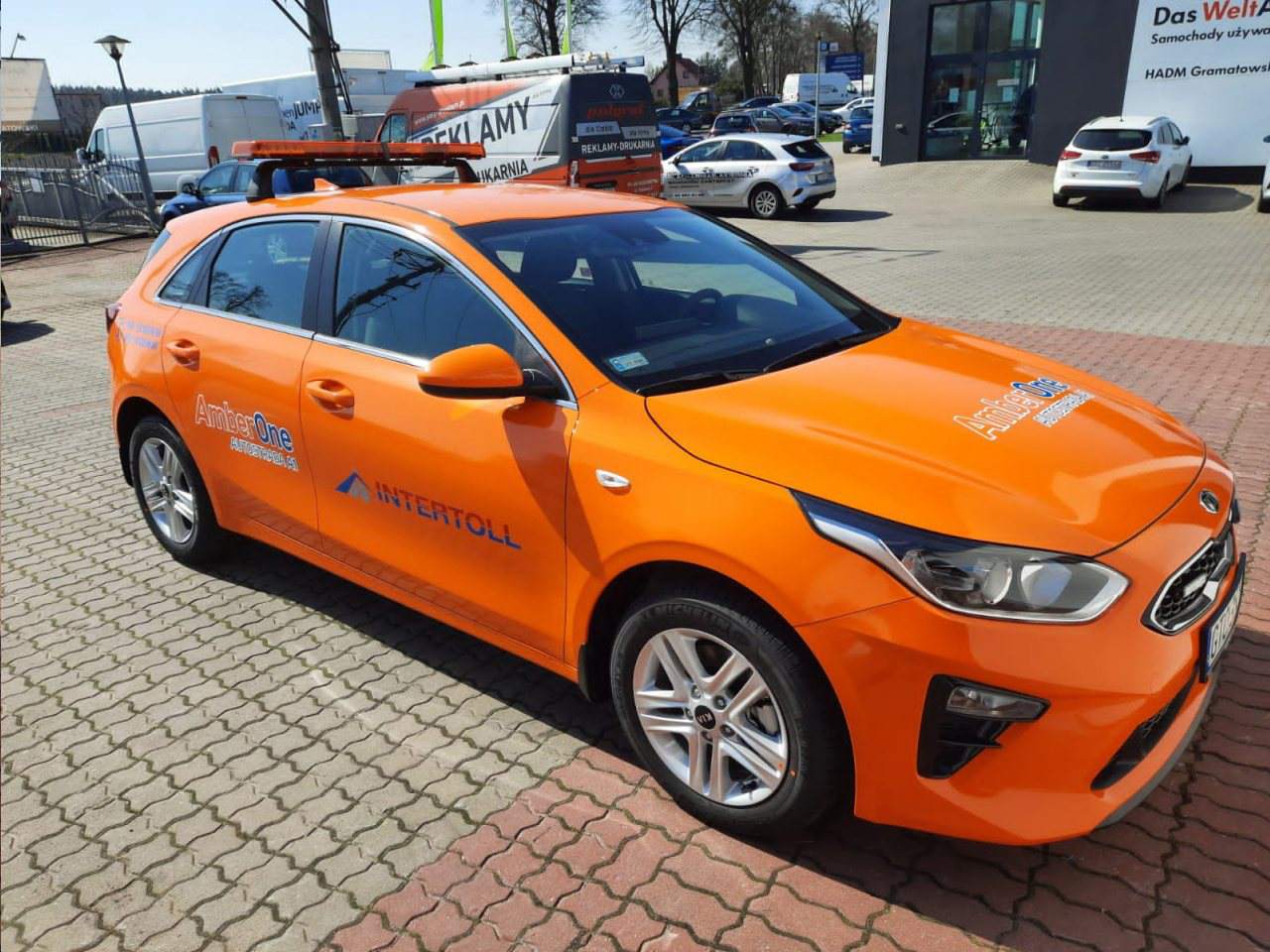 usługi oklejania samochodów