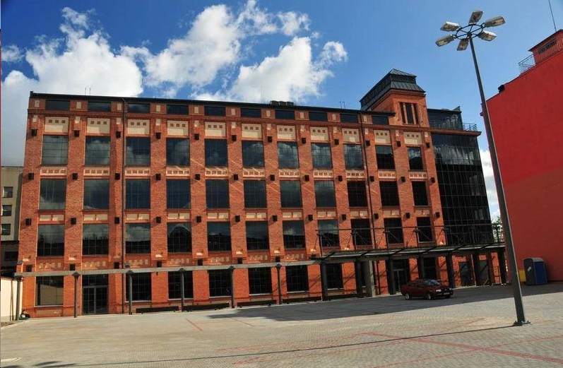 budowa apartamentowców