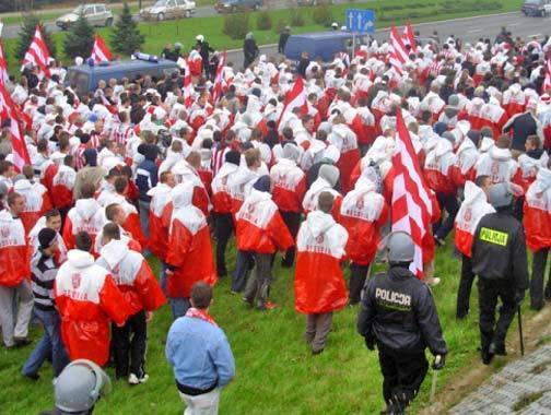 płaszcze i peleryny przeciwdeszczowe z folii PE