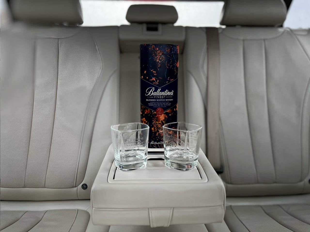 A.R. Luxury Transport