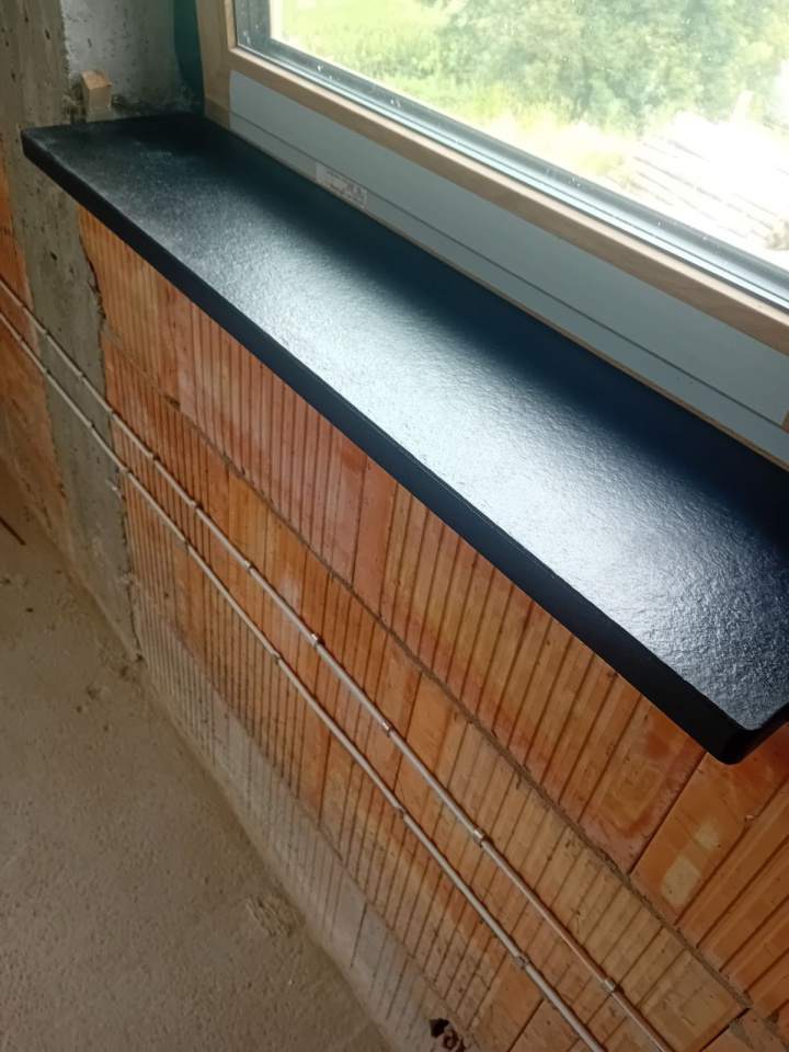 parapet na zamówienie