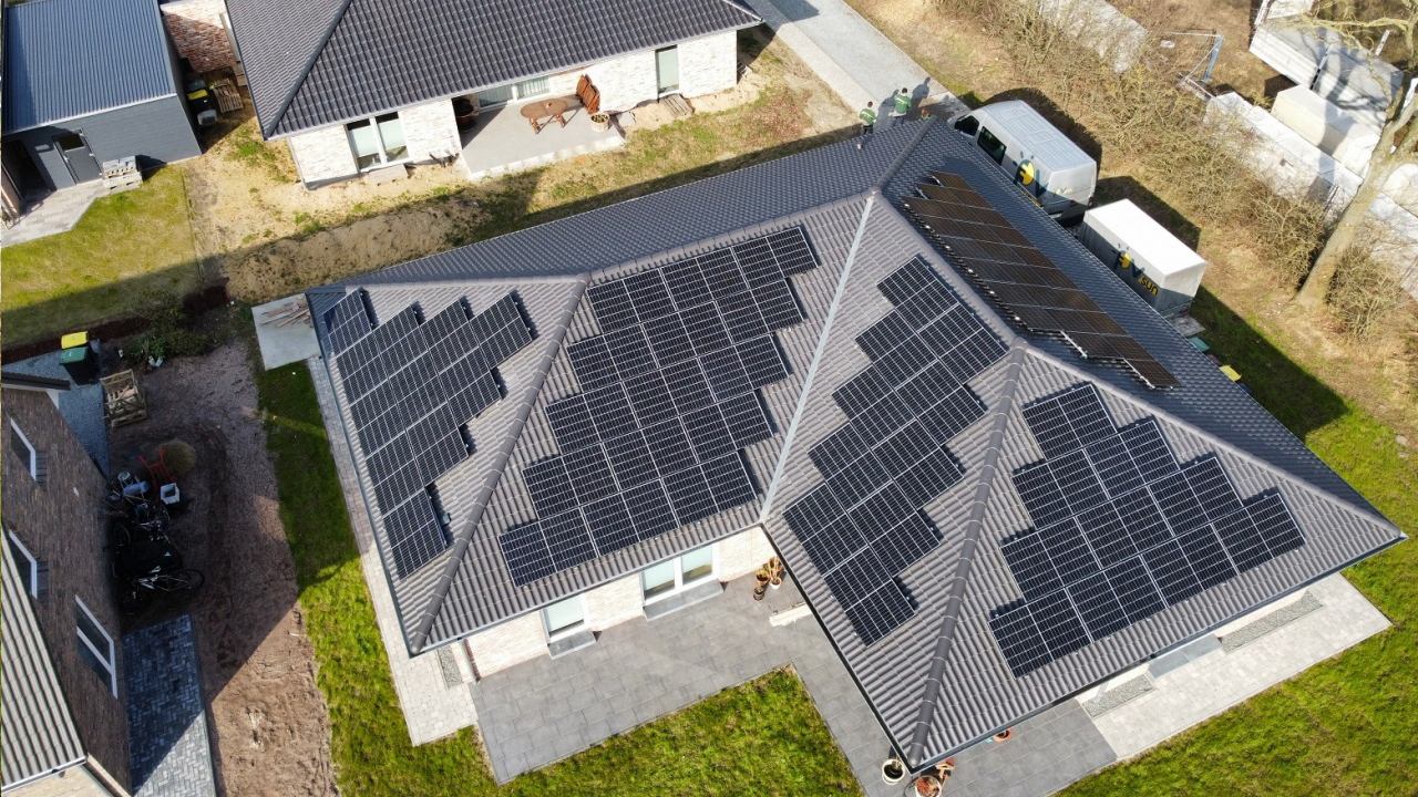 Pv-Sun Jacek Lewandowski