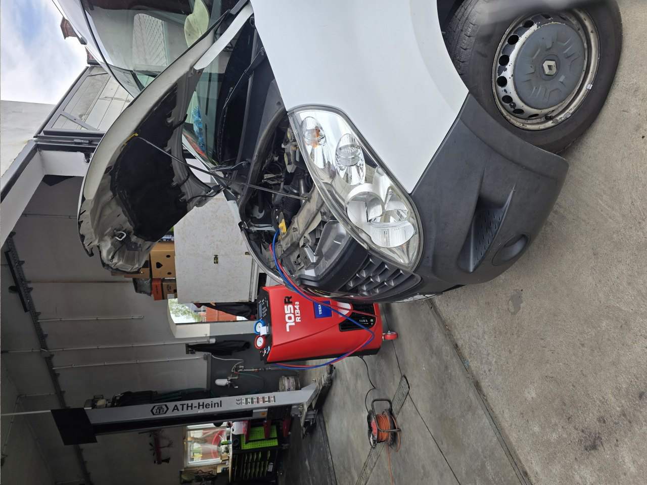 Kip Garage Konrad Przybyła