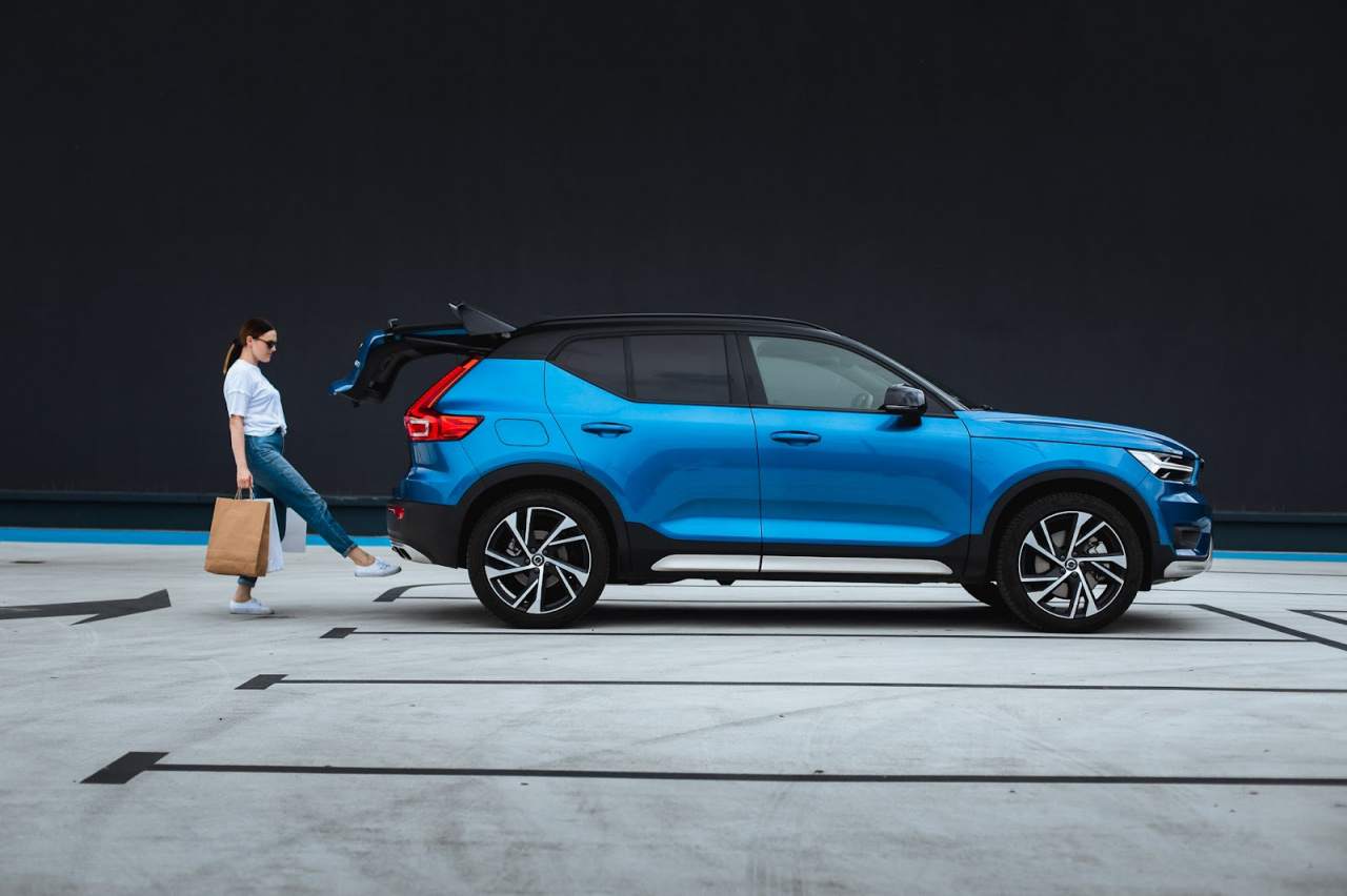 salony sprzedaży volvo