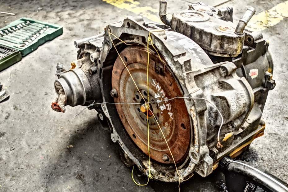 skrzynie biegów, serwis skrzyń biegów, naprawa skrzyń biegów, wymiana oleju w skrzyni biegów