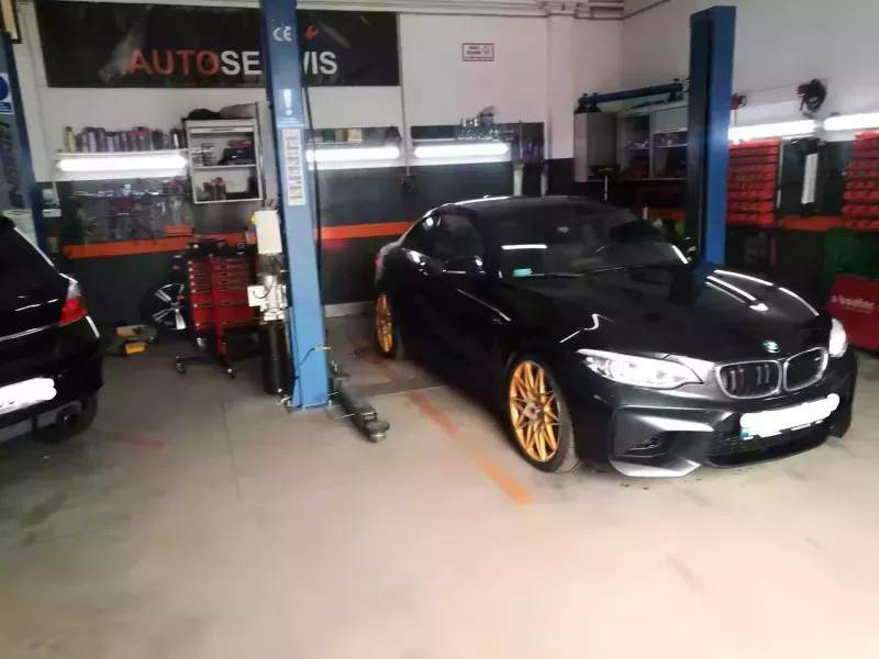 serwis pojazdów, warsztat samochodowy