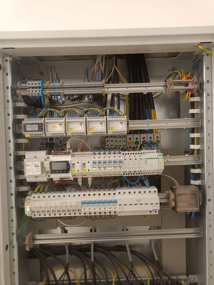 instalacje elektryczne