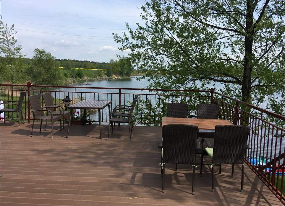 restauracja nad wodą