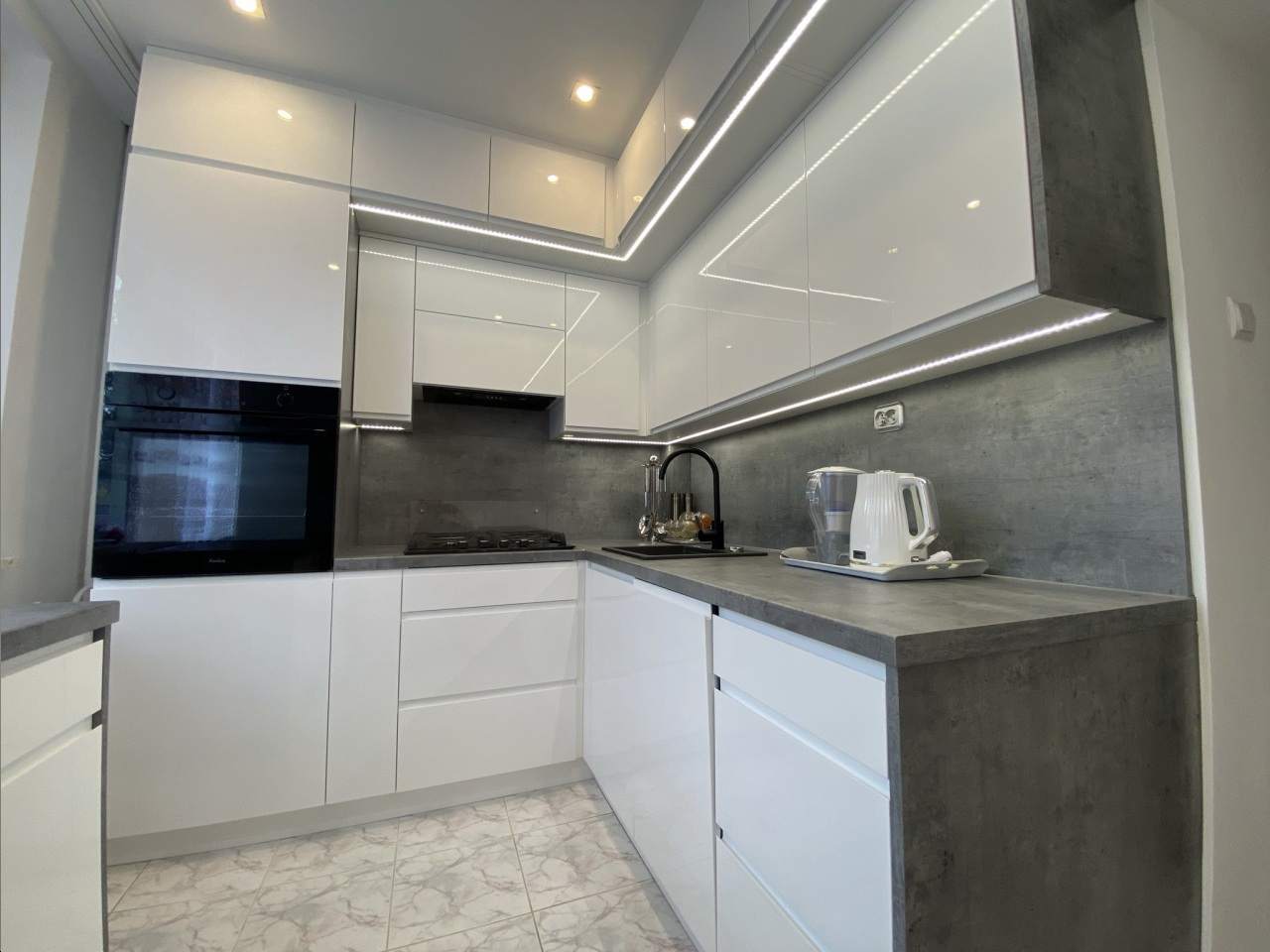 meble na wymiar do kuchni, salonu, łazienki, zabudowy