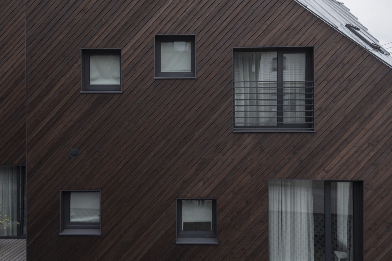 drewniana elewacja domu