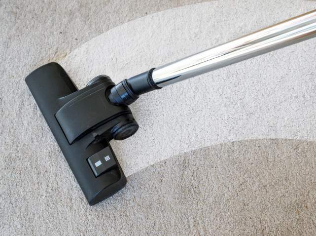 usługi sprzątające czyszczenie wykładzin