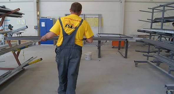 hala produkcji stolarki przeciwpożarowej