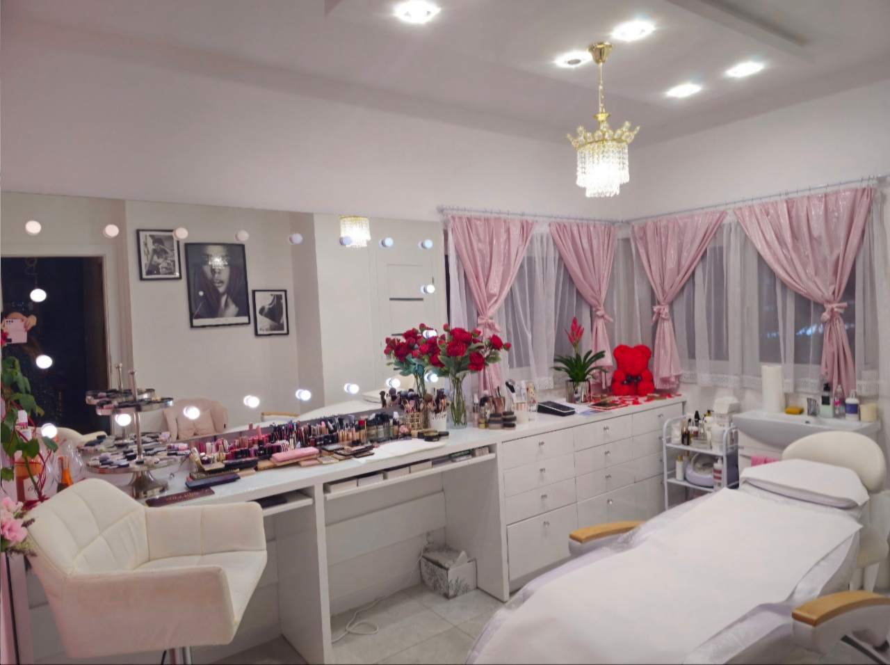 makijaż, makijażystka, zabiegi kosmetyczne