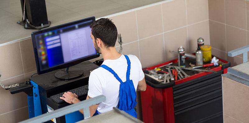 Zulugaraż Paweł Szympel