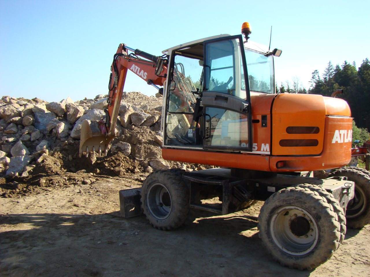 wynajem sprzętu budowlanego