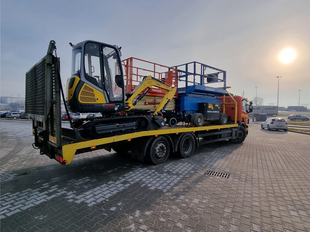 transport maszyn budowlanych