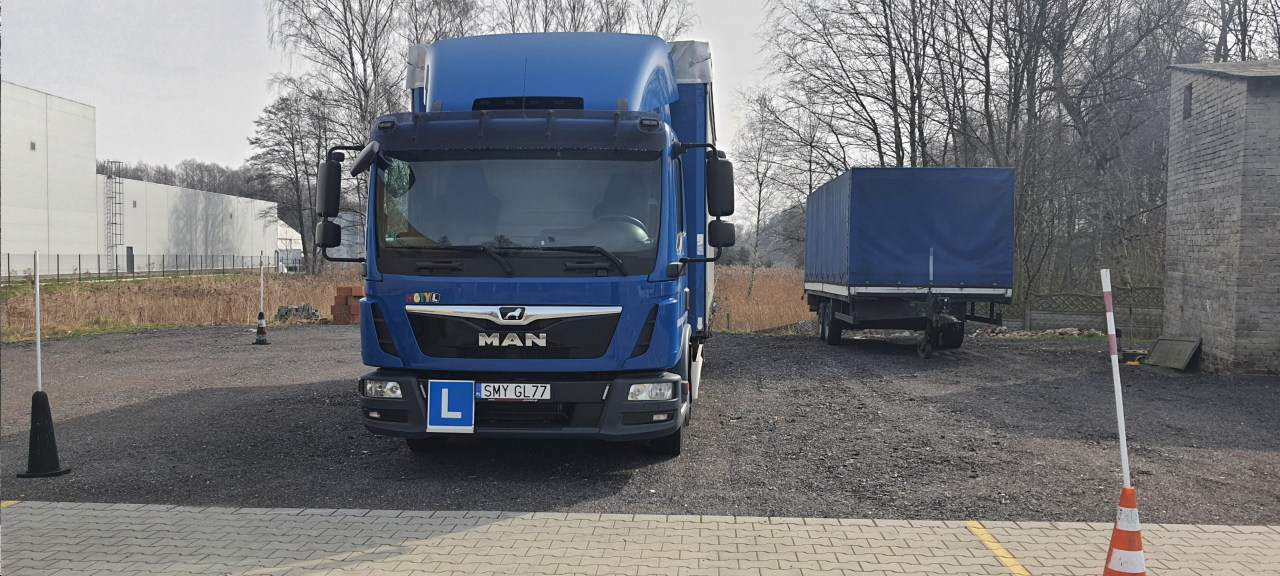 kursy na prawo jazdy kategoria C