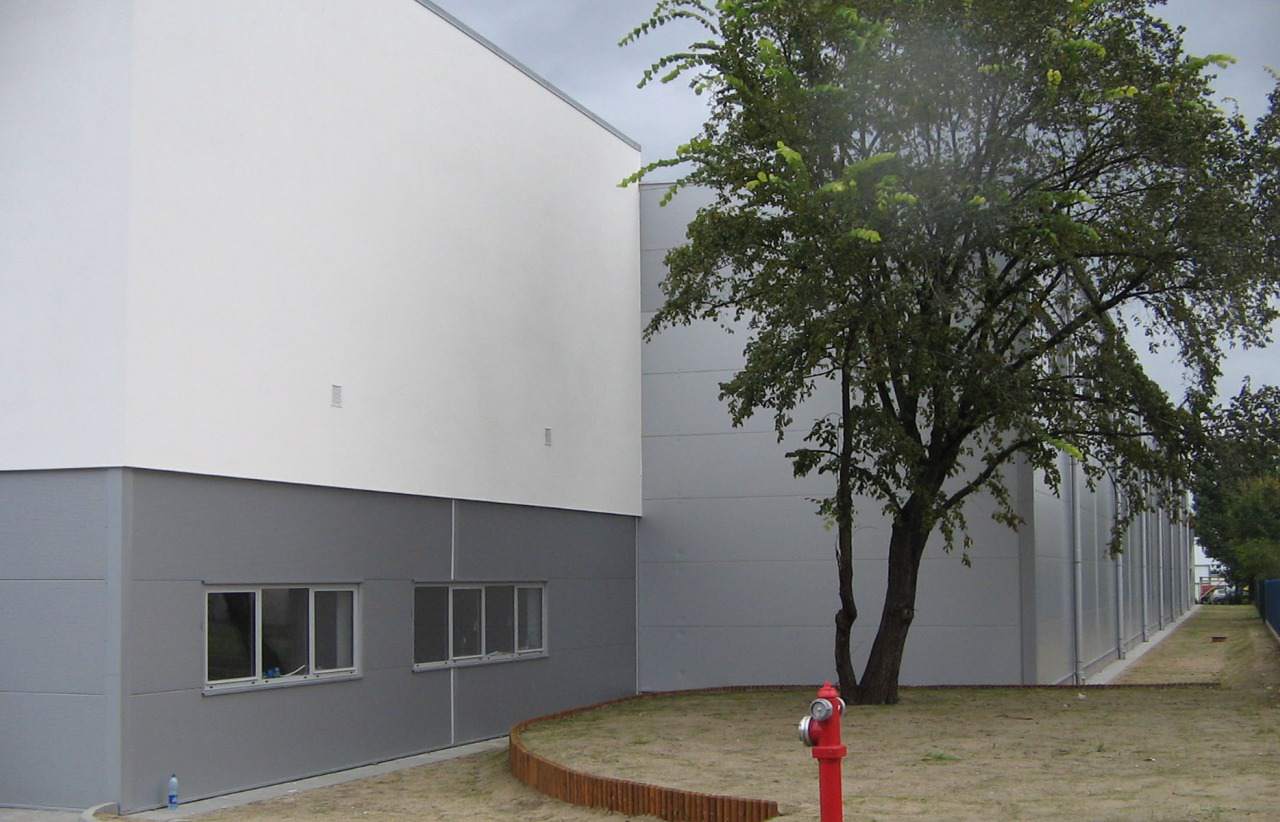 budowa pawilonów usługowych