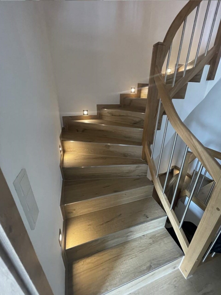 montaż oświetlenia