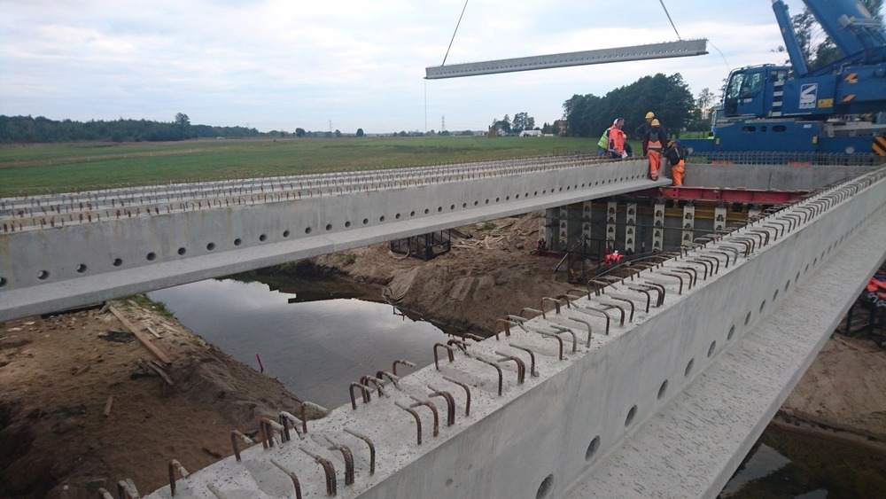 świadczenie usług geodezyjnych