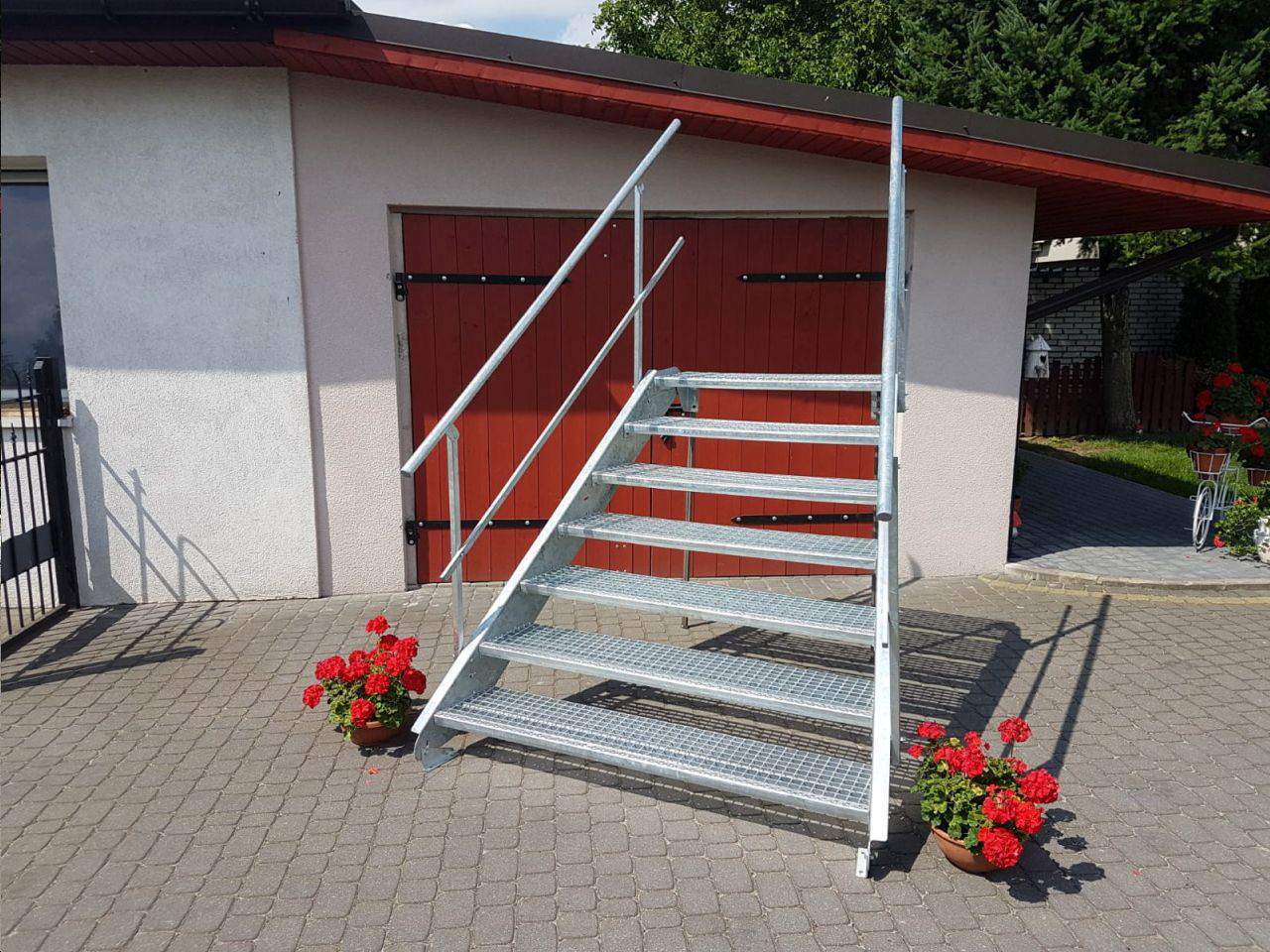 schody metalowe zewnętrzne