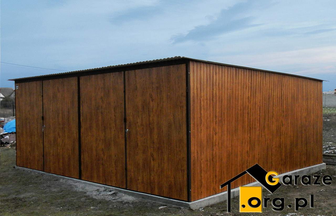 blaszany garaż
