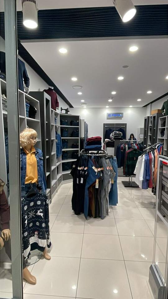 jeansy casual męskie