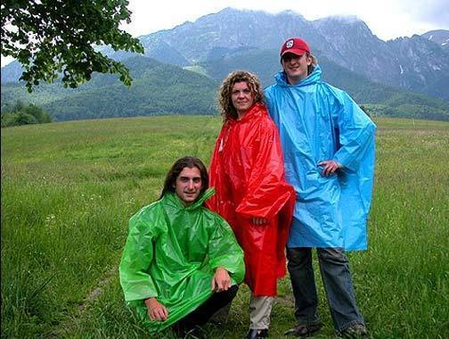 płaszcze i peleryny przeciwdeszczowe z folii PE