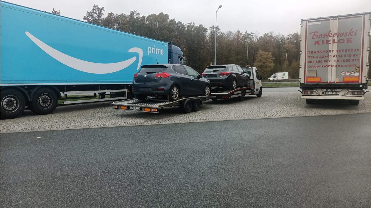 transport samochodów